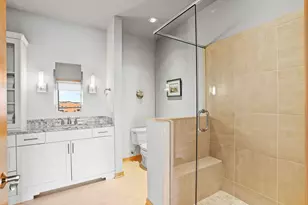 311 E Erie St, Milwaukee, WI 53202 - Photo 31