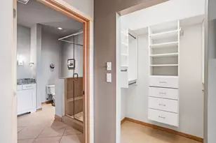 311 E Erie St, Milwaukee, WI 53202 - Photo 29