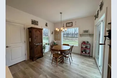 842  Medina Dr, Mukwonago, WI 53149 - Photo 7