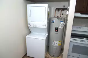 9002 W Lisbon Ave, Milwaukee, WI 53222 - Photo 15