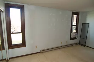 9002 W Lisbon Ave, Milwaukee, WI 53222 - Photo 19