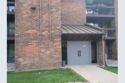 9002 W Lisbon Ave #208, Milwaukee, WI 53222 - Photo 5