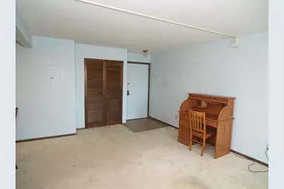 9002 W Lisbon Ave #208, Milwaukee, WI 53222 - Photo 7