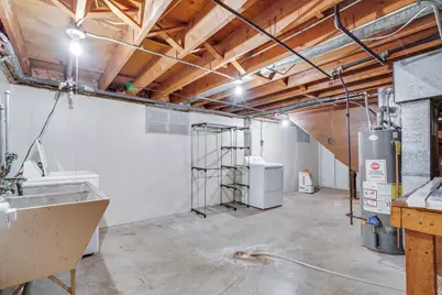 2002  84th St, Kenosha, WI 53143 - Photo 29