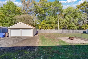 2002 84th St, Kenosha, WI 53143 - Photo 33