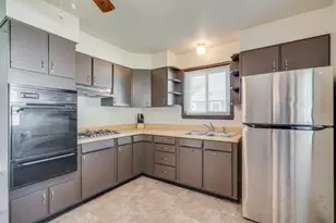 2002 84th St, Kenosha, WI 53143 - Photo 5