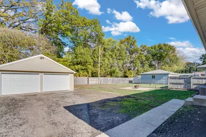 2002  84th St, Kenosha, WI 53143 - Photo 31