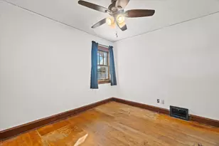 1504 S 71st St, West Allis, WI 53214 - Photo 21