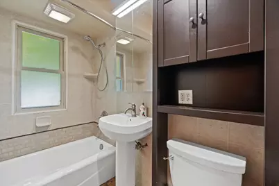 1504 S 71st St, West Allis, WI 53214 - Photo 17