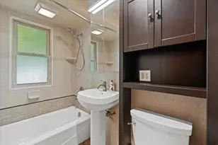 1504 S 71st St, West Allis, WI 53214 - Photo 17