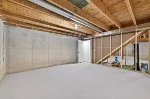 N67W25396 Vail Ln, Sussex, WI 53089 - Photo 29