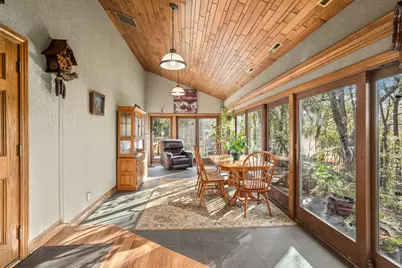 W243N7650  Hilltop Ct, Lisbon, WI 53089 - Photo 23