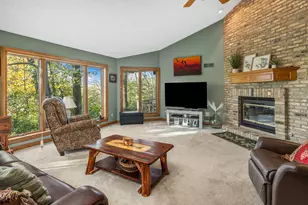 W243N7650 Hilltop Ct, Lisbon, WI 53089 - Photo 3