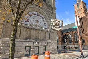 270 E Highland Ave, Milwaukee, WI 53202 - Photo 39