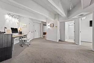 270 E Highland Ave, Milwaukee, WI 53202 - Photo 7