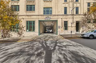 270 E Highland Ave, Milwaukee, WI 53202 - Photo 41