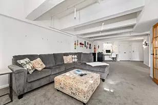 270 E Highland Ave, Milwaukee, WI 53202 - Photo 11