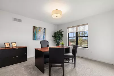 W251N2367  Valleyview Cir, Pewaukee, WI 53072 - Photo 21