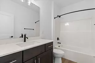 W251N2371 Valleyview Circle, Pewaukee, WI 53072 - Photo 19