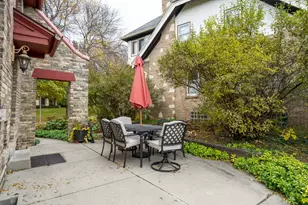 6110 Washington Cir, Wauwatosa, WI 53213 - Photo 31