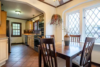 6110  Washington Cir, Wauwatosa, WI 53213 - Photo 13