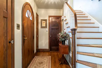 6110  Washington Cir, Wauwatosa, WI 53213 - Photo 5