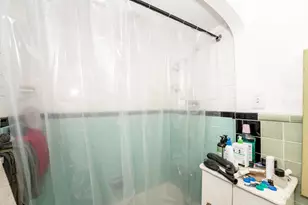 2674 N Holton St, Milwaukee, WI 53212 - Photo 35