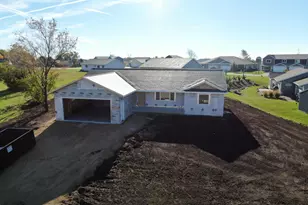 152 Sunflower St, Westby, WI 54667 - Photo 5