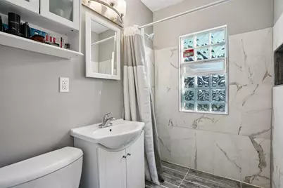 5847 N 40th St #5849, Milwaukee, WI 53209 - Photo 17