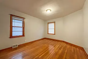 3723 S 18th St, Milwaukee, WI 53221 - Photo 15