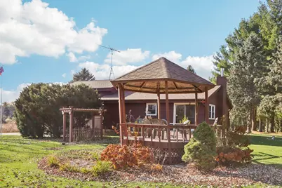 W398N8740  Amber Ln, Oconomowoc, WI 53036 - Photo 57