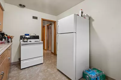 340  Frame Ave, Waukesha, WI 53186 - Photo 19