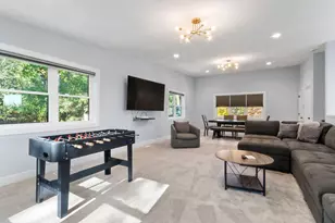 317 Crocus St, Delavan, WI 53191 - Photo 21