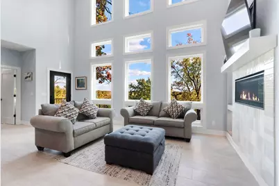 317  Crocus St, Delavan, WI 53191 - Photo 5