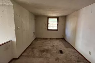 821 N Washington St, Janesville, WI 53548 - Photo 13