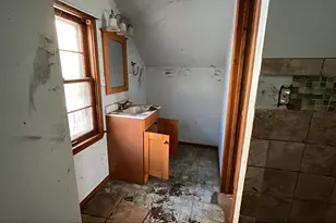 821 N Washington St, Janesville, WI 53548 - Photo 17