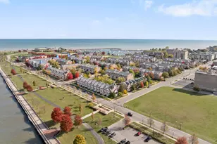 411 54th St, Kenosha, WI 53140 - Photo 5