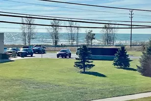 2152 Roosevelt Ave, Two Rivers, WI 54241 - Photo 3