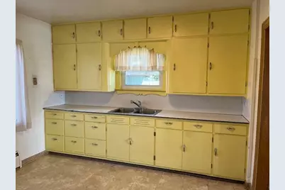 2152  Roosevelt Ave, Two Rivers, WI 54241 - Photo 19