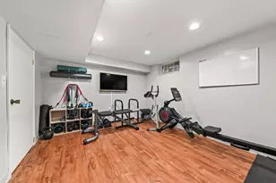 2902 N 68th St, Milwaukee, WI 53210 - Photo 25