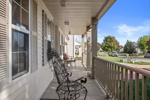 9740 W Darnel Ave, Milwaukee, WI 53224 - Photo 5