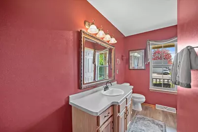 9740 W Darnel Ave, Milwaukee, WI 53224 - Photo 33