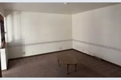 937 E Moreland Blvd, Waukesha, WI 53186 - Photo 9