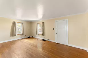 5876 N 42nd St, Milwaukee, WI 53209 - Photo 11