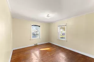 5876 N 42nd St, Milwaukee, WI 53209 - Photo 7