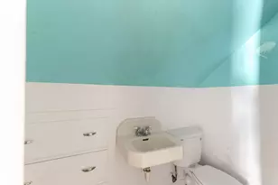 5876 N 42nd St, Milwaukee, WI 53209 - Photo 13