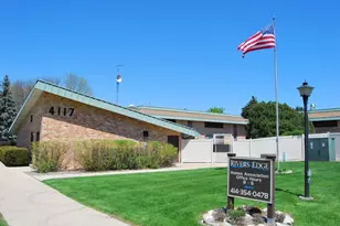 4050 W Rivers Edge Circle, Brown Deer, WI 53209 - Photo 23