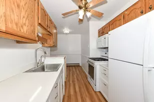 4050 W Rivers Edge Circle, Brown Deer, WI 53209 - Photo 11