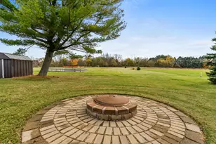 2383 S 18th St, Manitowoc, WI 54220 - Photo 41