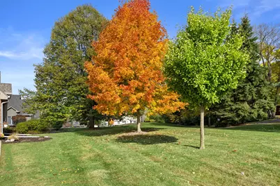 18710  Follett Dr, Brookfield, WI 53045 - Photo 35